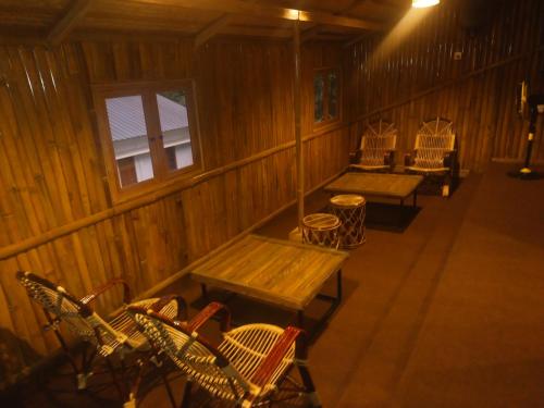 erumaadam bamboo suite merlys fruit garden