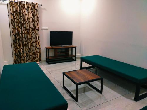 erumaadam bamboo suite merlys fruit garden