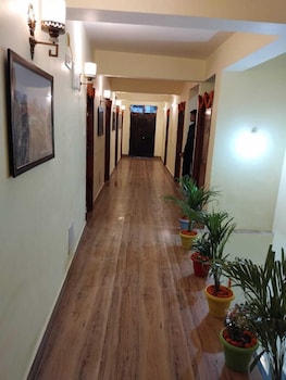 himalayan haveli fooding and lodging