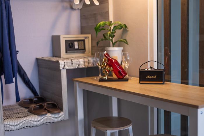 best time pool suites