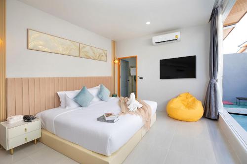 best time pool suites