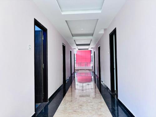 sri krishna lodge tekkatte