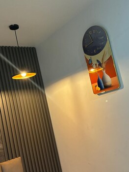 the farmhouse cafe and lounge