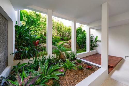 anzhu seamate villa samui