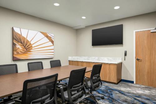 fairfield inn and suites livermore