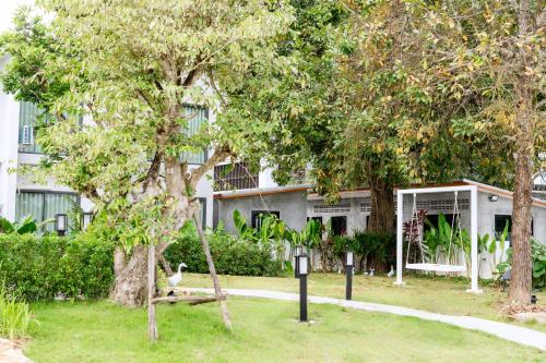 tree airport hotel hatyai