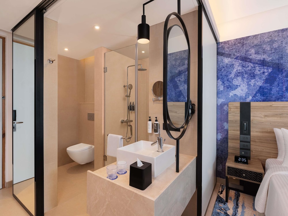 novotel new delhi city centre