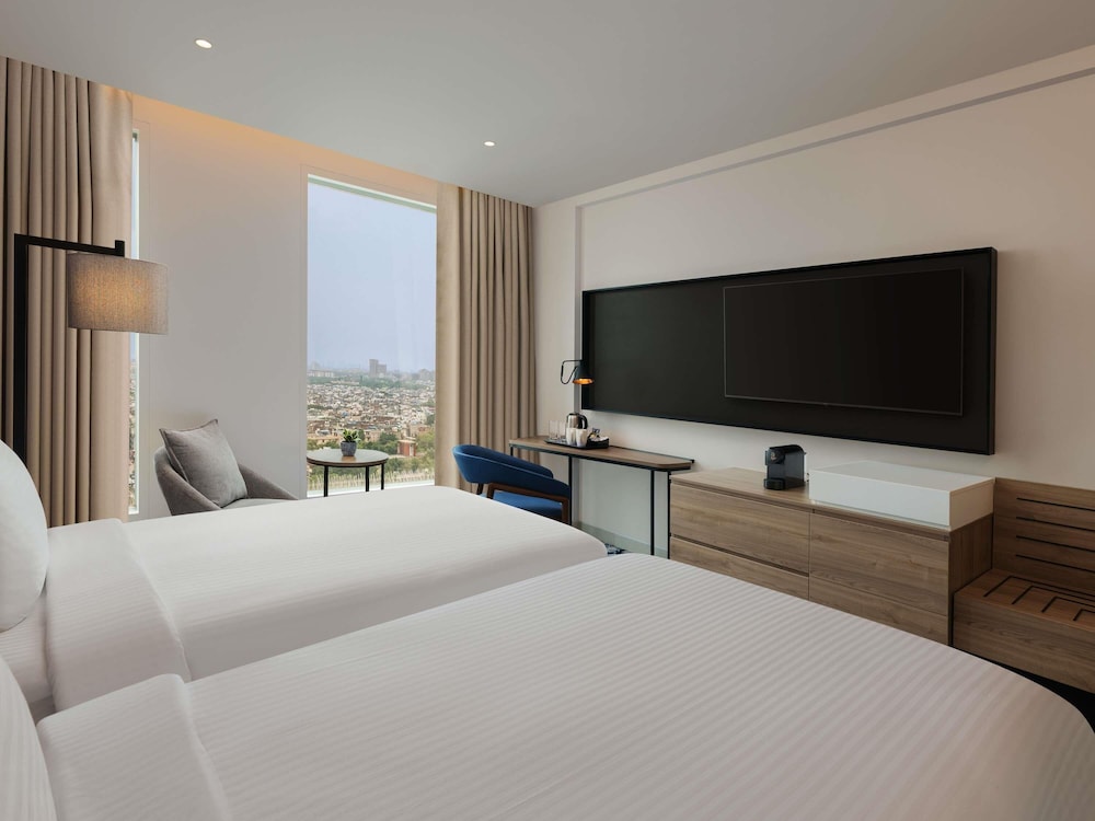 novotel new delhi city centre