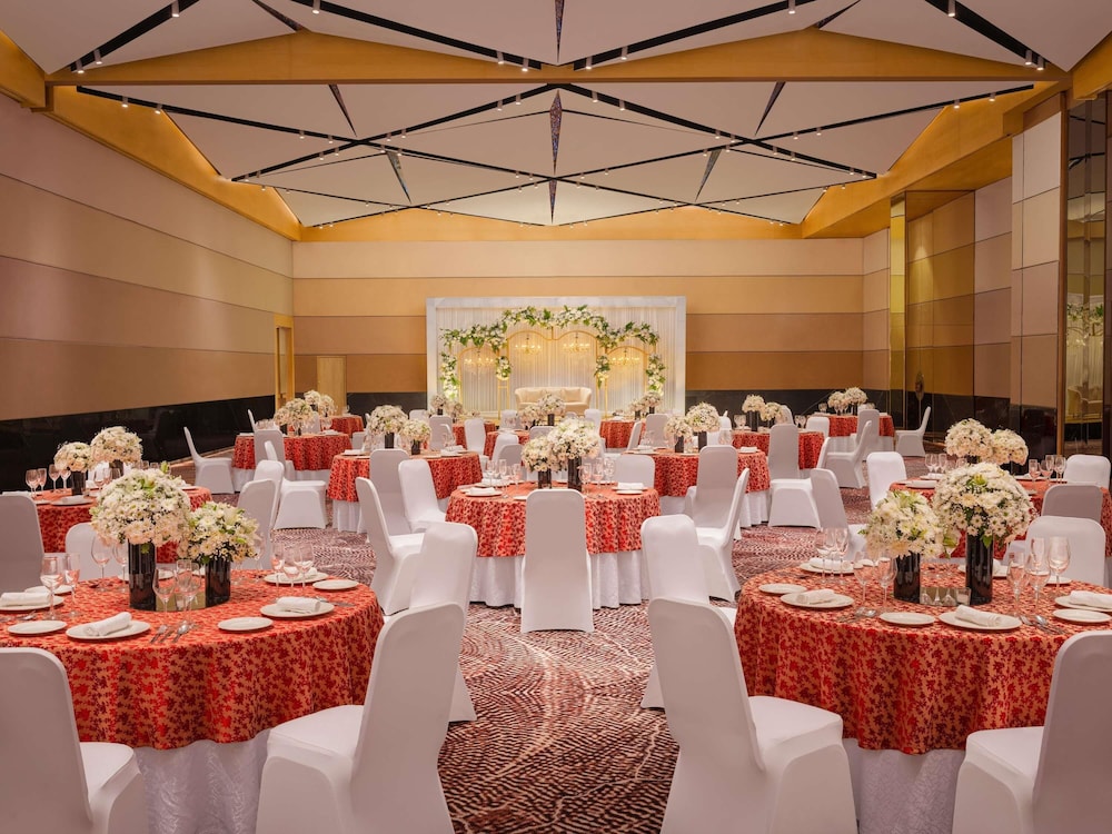novotel new delhi city centre