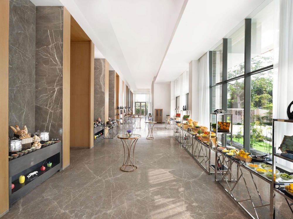 novotel new delhi city centre