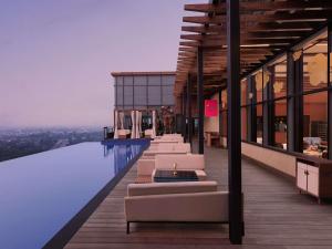 novotel new delhi city centre