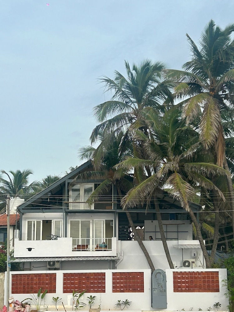 sea gadabout beach villa
