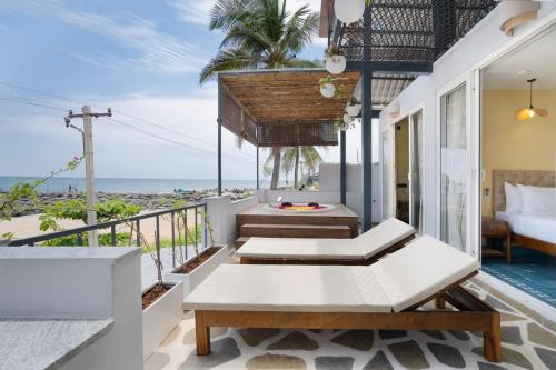 Sea Gadabout Beach Villa,,3 star