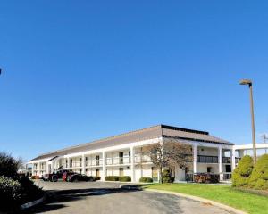 suburban studios christiansburg blacksburg