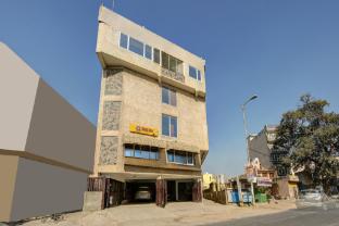 hotel bijwasan near yashobhomi