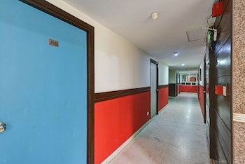 hotel bijwasan near yashobhomi