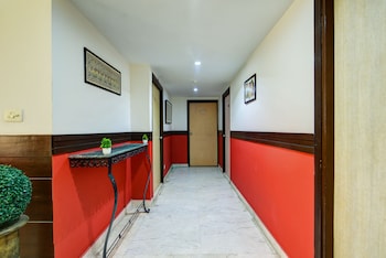 hotel bijwasan near yashobhomi