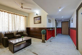 hotel bijwasan near yashobhomi