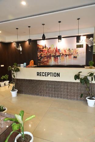 hotel varuna grand