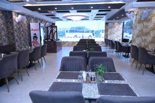 hotel varuna grand