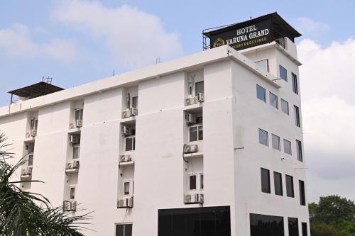 hotel varuna grand