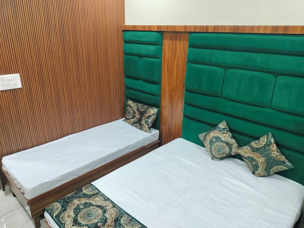 hotel anjana cottage