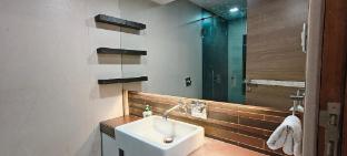 tim service apartment goregaon east near nesco