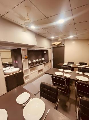 Tim Service Apartment Goregaon East Near Nesco,,3 star