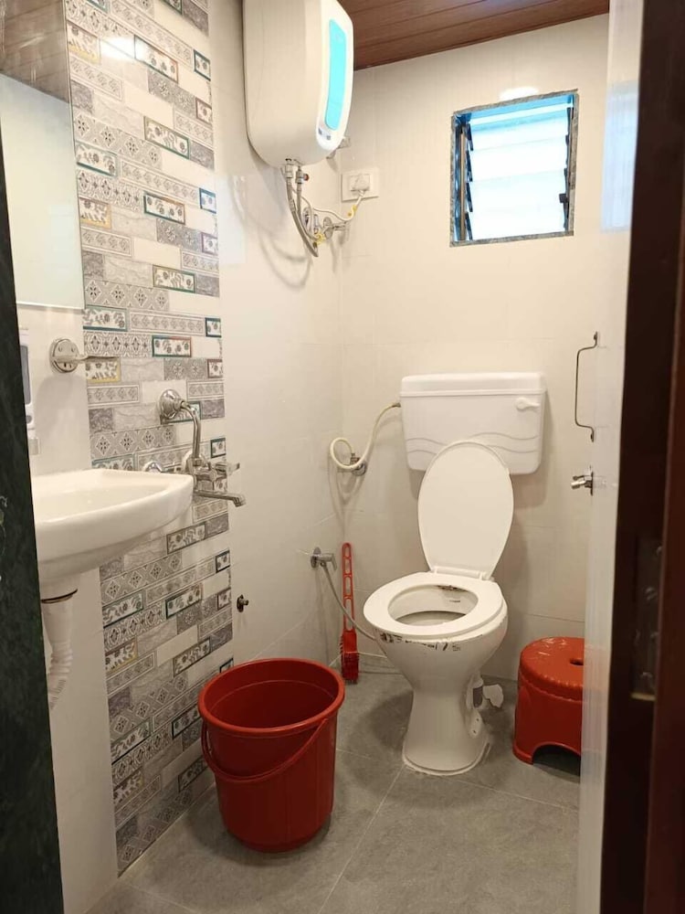 hotel metro galaxy inn