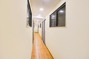 hotel metro galaxy inn