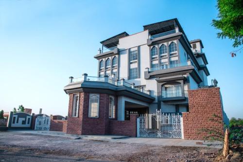 The Sky Imperial Jodhpur,,3 star