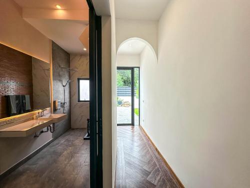 la belle vie boutique hotel adults only