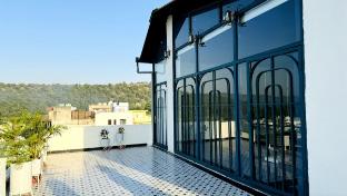 Noor ~ Serene Penthouse,,4 star