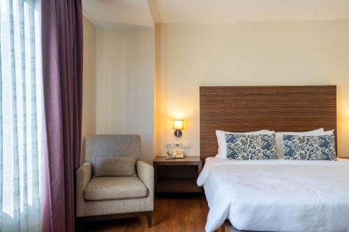 journeyhub sukhumvit 26 bangkok