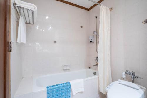 journeyhub sukhumvit 26 bangkok