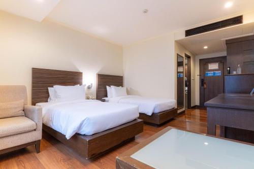 journeyhub sukhumvit 26 bangkok