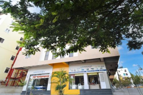 super hotel o vaishnavi residency