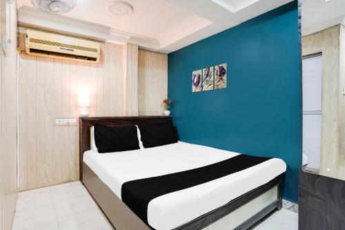 hotel o om sai palace