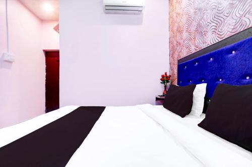 hotel o s b guest house