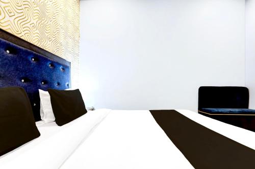 Hotel O S B Guest House,,4 star