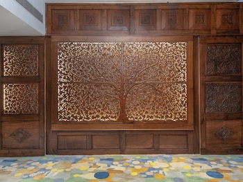 sarovar premiere srinagar