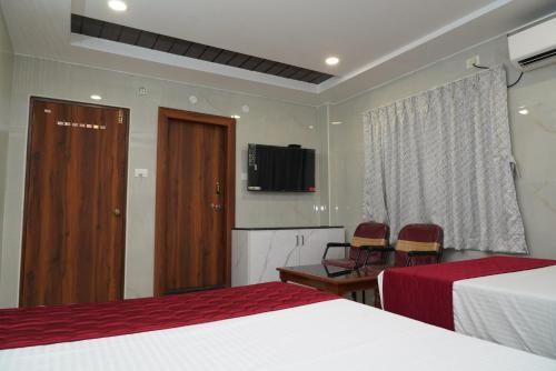 hotel thanvi inn