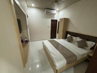 hotel silver moon