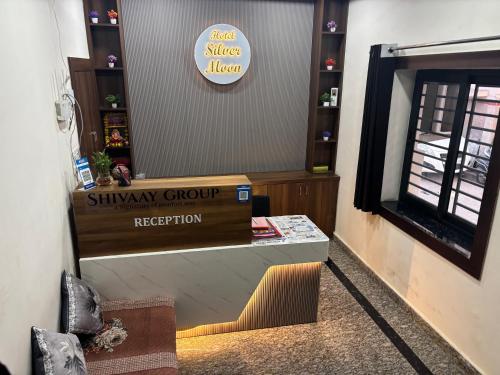 hotel silver moon