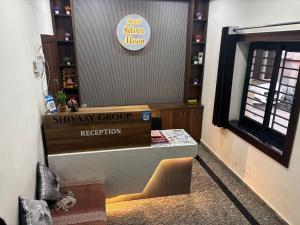 hotel silver moon