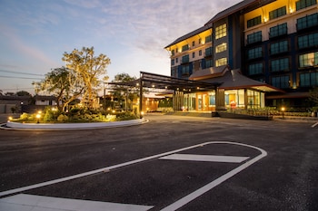 the horizon groove hotel