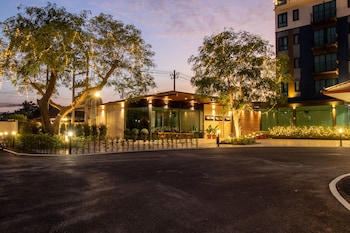 the horizon groove hotel