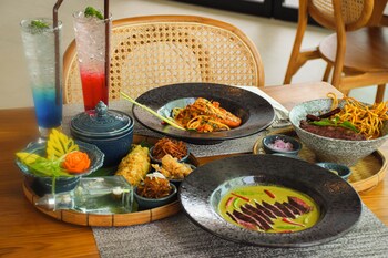 the horizon groove hotel