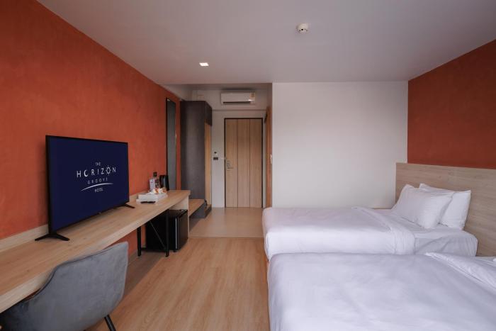 the horizon groove hotel