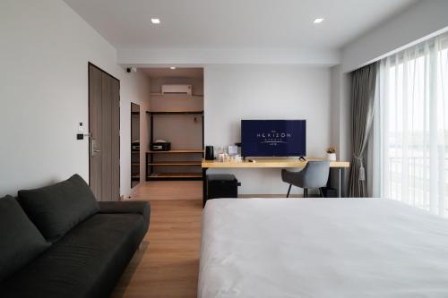 the horizon groove hotel